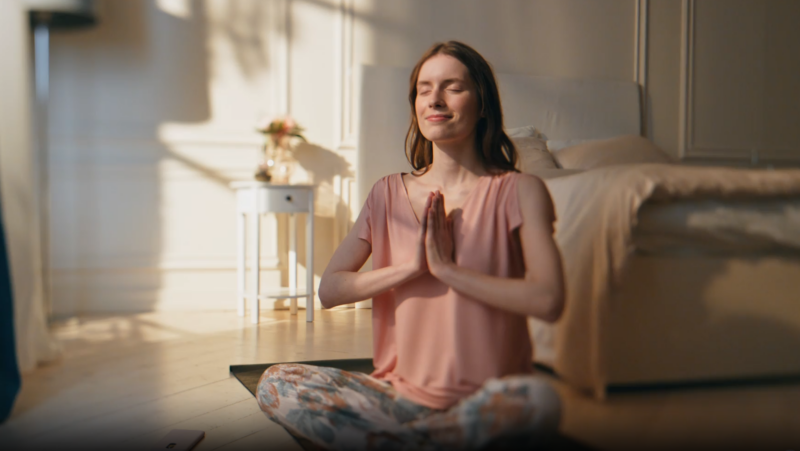 girl practicing mindfulness